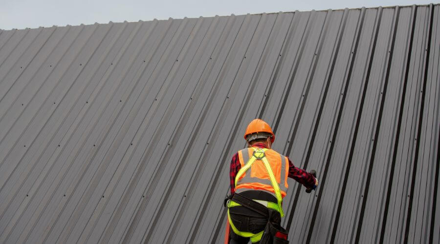 Professional metal roof installation services in Hickory Ridge, AR